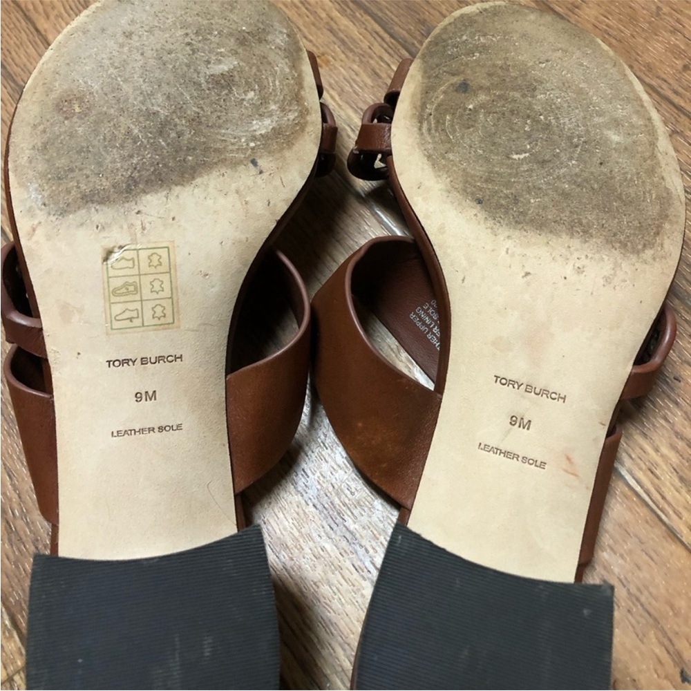 Tory Burch Tan Leather Sandals - Picture 4 of 5